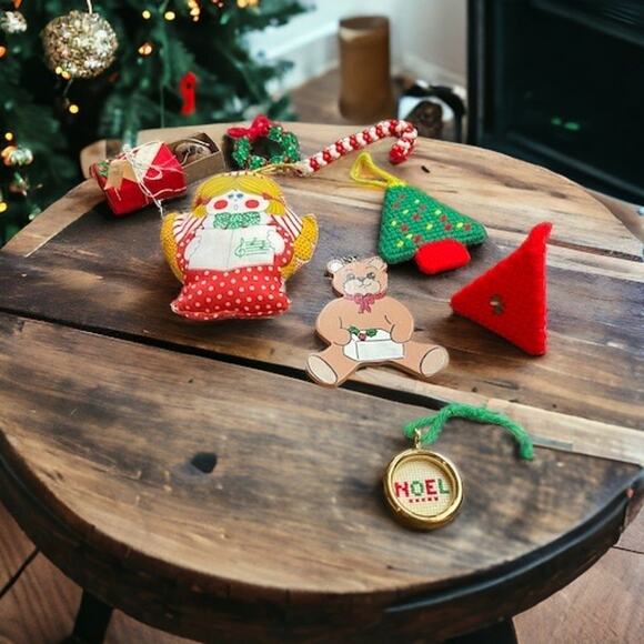 Lot of Eight Vintage Christmas Ornaments, Some Hand-made Bear Tree Mouse Candy - Picture 1 of 11